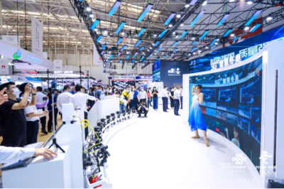 第五屆世界智能大會(huì)盛大開幕，中國(guó)聯(lián)通以基礎(chǔ)軟件技術(shù)服務(wù)上演5G實(shí)力秀